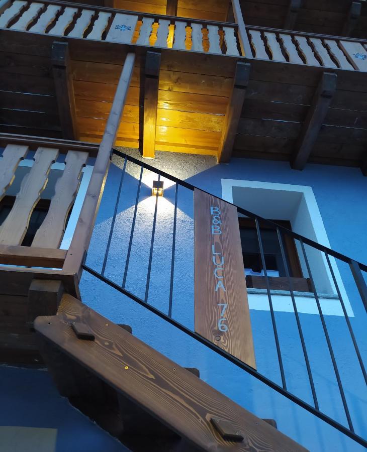 Bed and Breakfast Beb Luca76 Avise Экстерьер фото